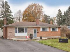 667 SUNSET BOULEVARD Clarington Ontario, L1B 1E1