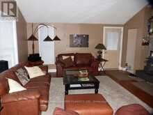 124 BRONSON LANE | Carlow/Mayo Ontario | Slide Image Nine