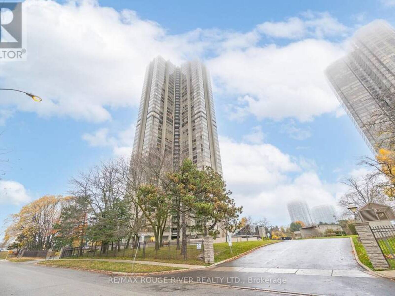 1504 - 2045 LAKE SHORE BOULEVARD W, Toronto, Ontario M8V 2Z6