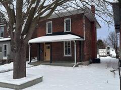 112 STEWART STREET Peterborough Ontario, K9J 3M1