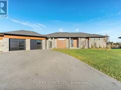 656 COUNTY ROAD 28 Prince Edward Ontario, K8N 0G2