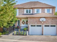 15 LOFTHOUSE DRIVE Whitby Ontario, L1R 1V7