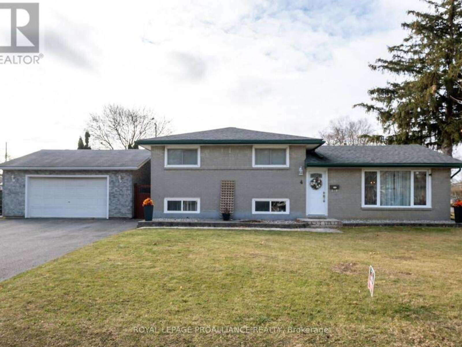 4 LINTON PARK ROAD, Belleville, Ontario K8N 4K8