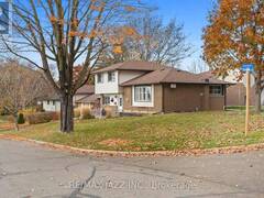 296 INVERNESS DRIVE Oshawa Ontario, L1J 5T4