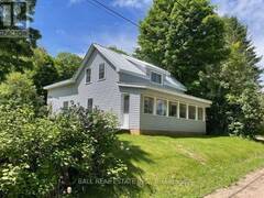 17 BATTELLE ROAD Bancroft Ontario, K0L 1C0