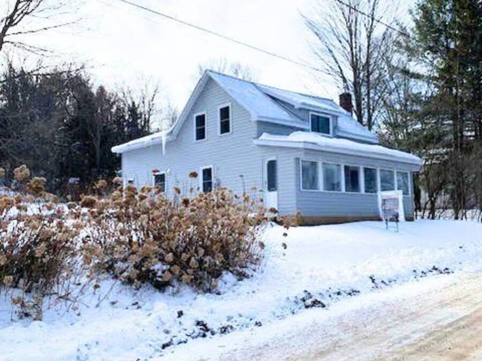 17 BATTELLE ROAD, Bancroft, Ontario K0L 1C0