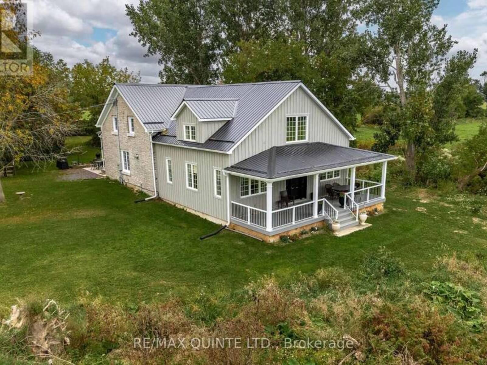 369 ROAD 7051, Frontenac Islands, Ontario K0H 2Y0