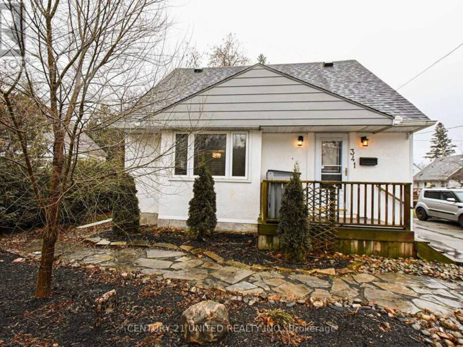 341 WELSH STREET, Peterborough, Ontario K9H 1K9