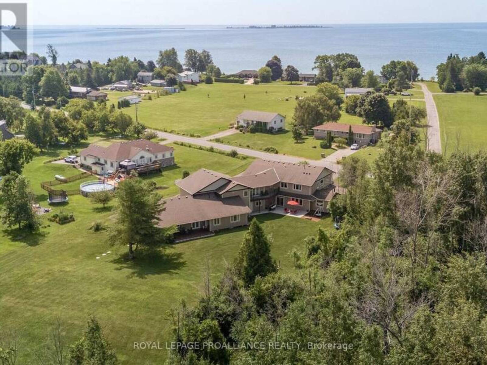 190 LAKESHORE ROAD, Brighton, Ontario K0K 1H0