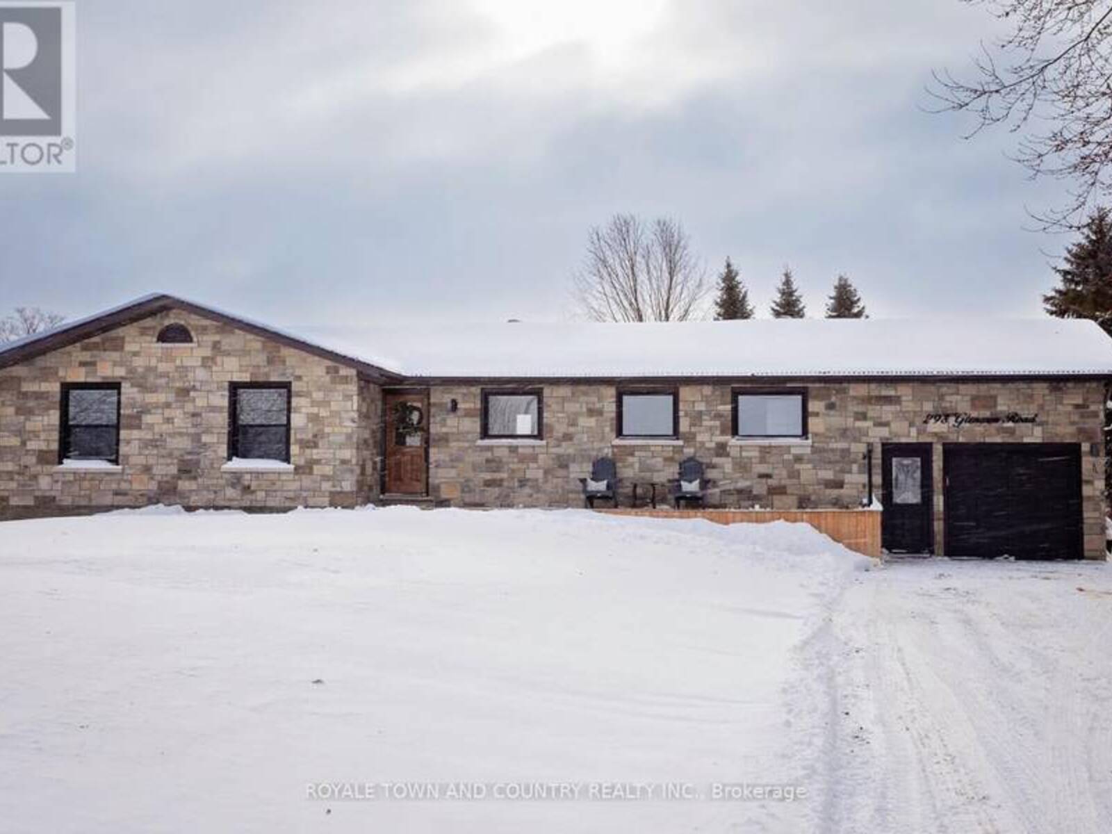 298 GLENARM ROAD, Kawartha Lakes, Ontario K0M 2T0