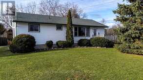 9 DEANE STREET N | Kawartha Lakes Ontario | Slide Image Two