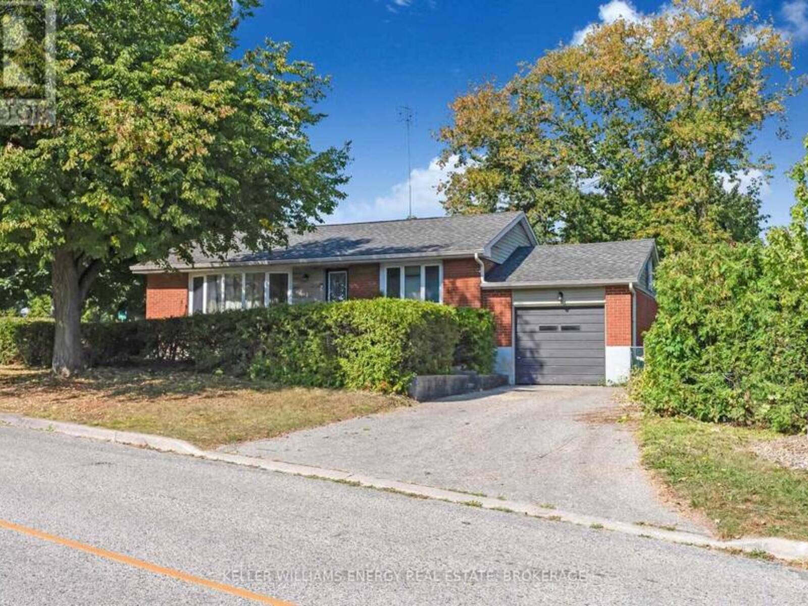 33 BEATTY ROAD, Ajax, Ontario L1S 1Z1