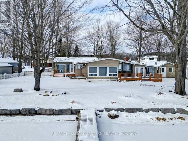 30 EDGEWATER DRIVE Selwyn Ontario, K0L 1T0 - 4 Bedrooms Waterfront Home For sale