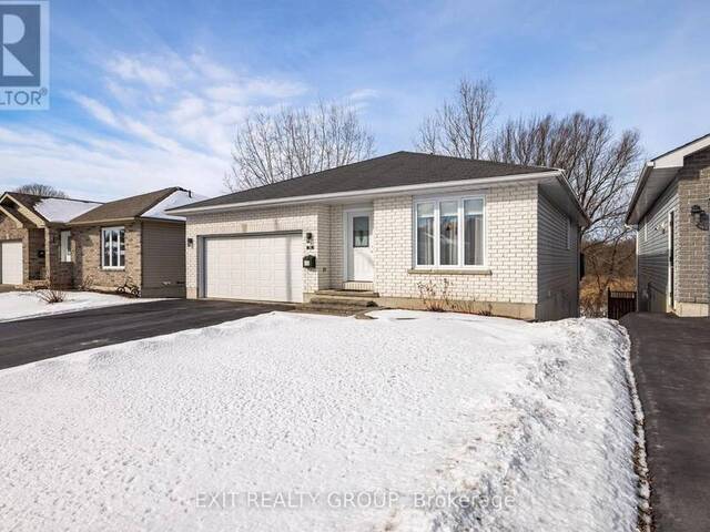 195 NICHOLAS STREET Quinte West Ontario, K8V 6E8