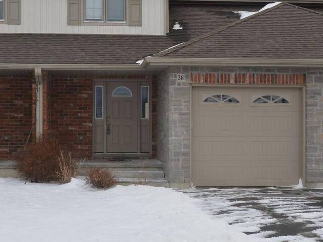 38 CORTLAND CRESCENT Quinte West Ontario, K8V 0E9