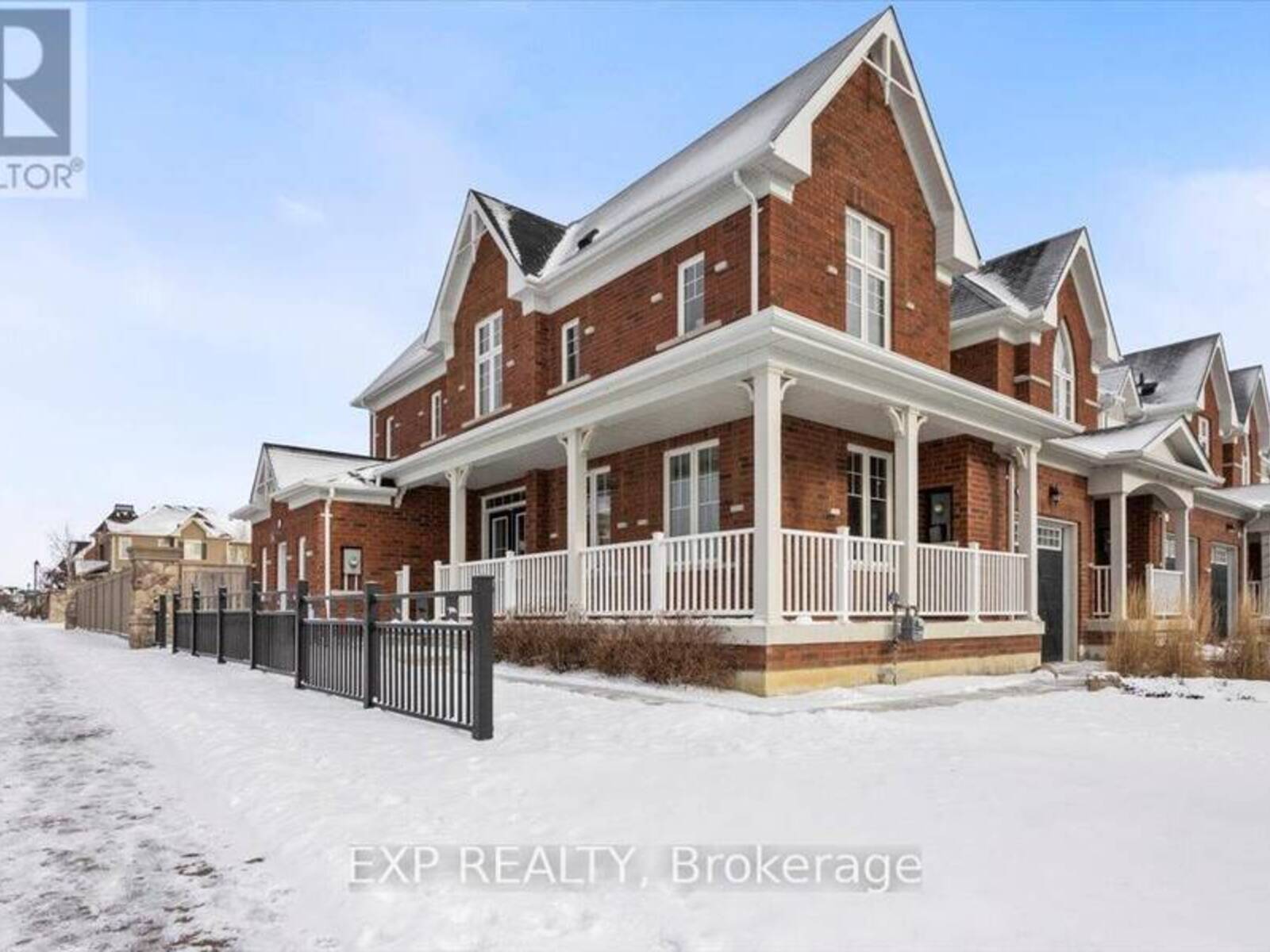 4 HADLEIGH WAY, Whitby, Ontario L1M 0L4