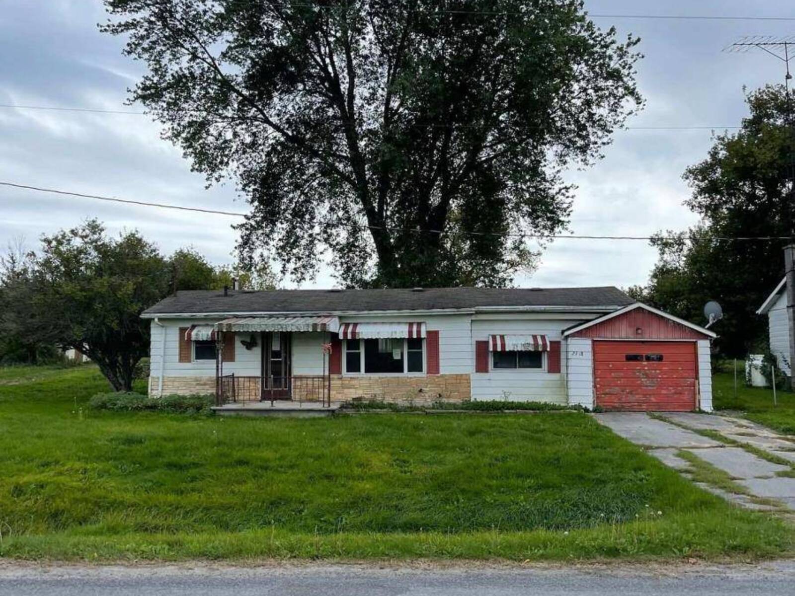 251 QUEEN STREET, Tyendinaga, Ontario K0K 3A0