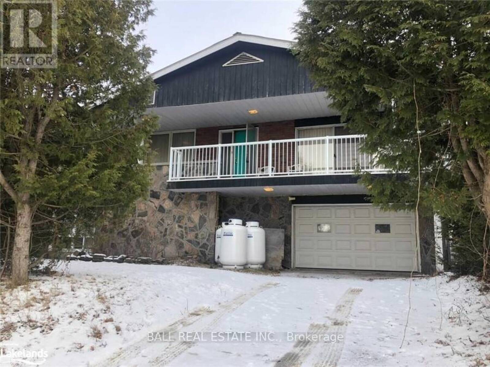 46 YORK STREET, Haliburton, Ontario K0M 1S0