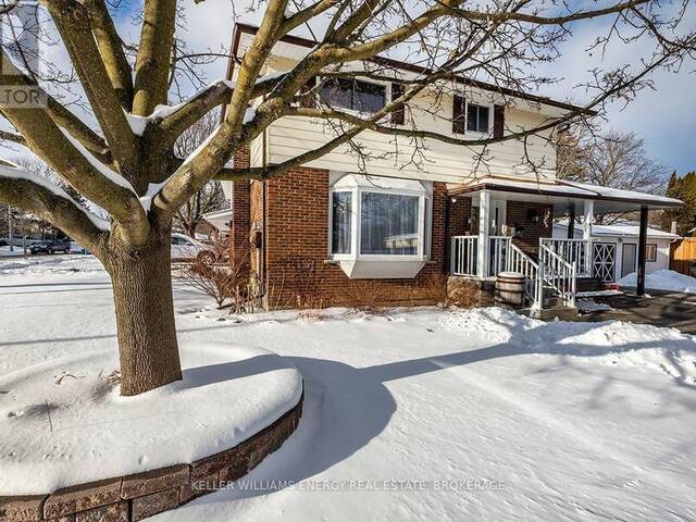 416 MAYFAIR AVENUE Oshawa Ontario, L1G 2X9