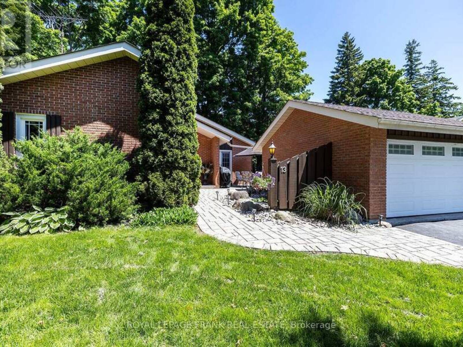 13 COUNTRY LANE, Cannington, Ontario L0E 1E0