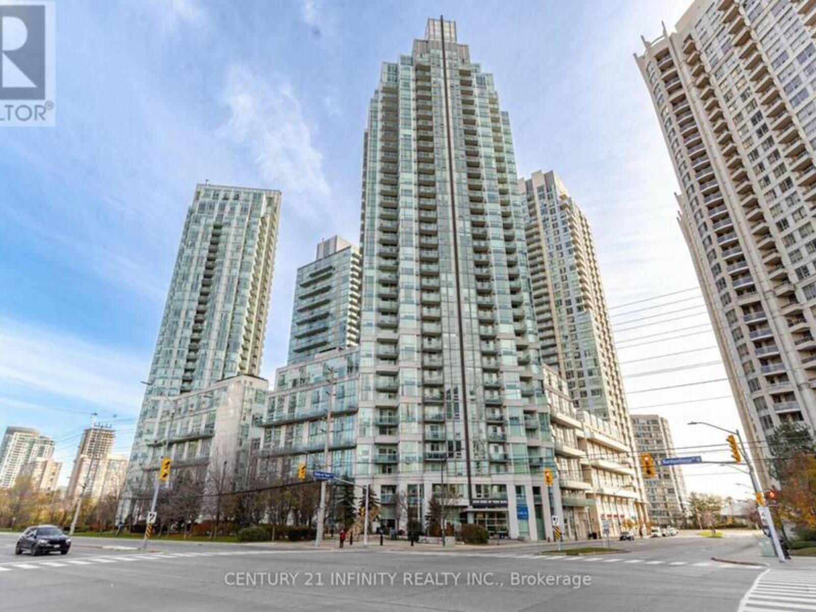 PH01 - 3939 DUKE OF YORK BOULEVARD, Mississauga, Ontario L5B 4N2