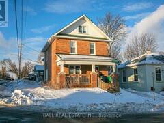 306 SIMCOE STREET Peterborough Ontario, K9H 2J3