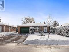 44 MUNRO CRESCENT Uxbridge Ontario, L9P 1L8