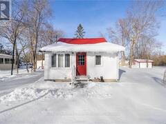 7 LEAF STREET Kawartha Lakes Ontario, K0M 1L0