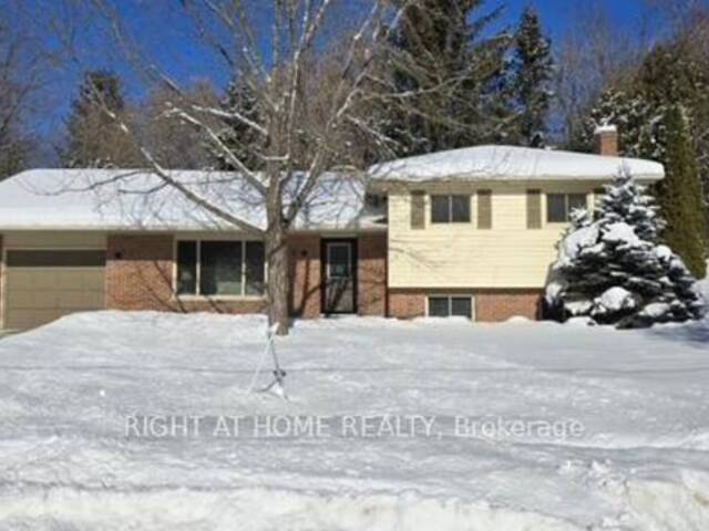 41 JANLISDA DRIVE Fenelon Falls Ontario, K0M 1N0 - 3 Bedrooms Home For Sale