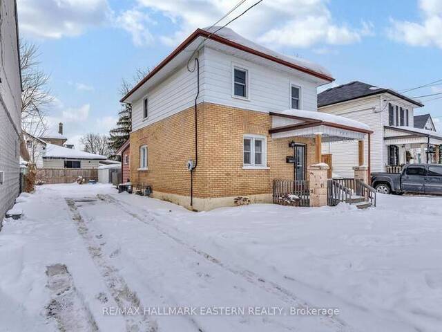 771 LOCK STREET Peterborough Ontario, K9J 2Z5 - 4 Bedrooms Home For Sale