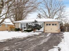 17 GREGORY ROAD Ajax Ontario, L1S 3B2