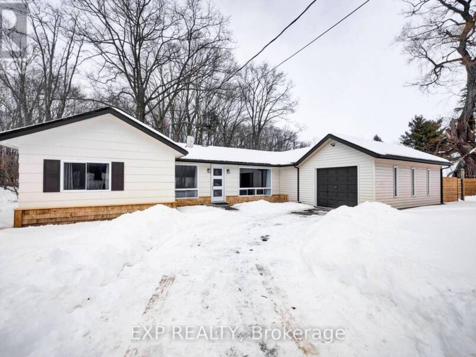 68 TWELVE O'CLOCK POINT ROAD, Quinte West, Ontario K0K 1L0