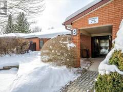 1 - 36 CHAMPLAIN CRESCENT Peterborough Ontario, K9L 1T1