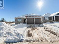 47 ROSEWOOD DRIVE Quinte West Ontario, K0K 2C0