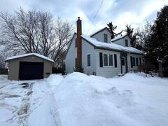 129 COUNTY RD 4 ROAD Peterborough Ontario, K9L 1V3