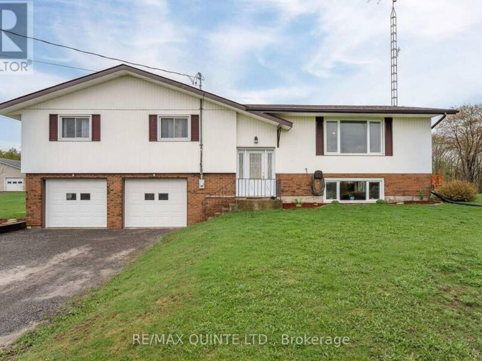 42 CAMP ROAD, Tweed, Ontario K0K 3J0