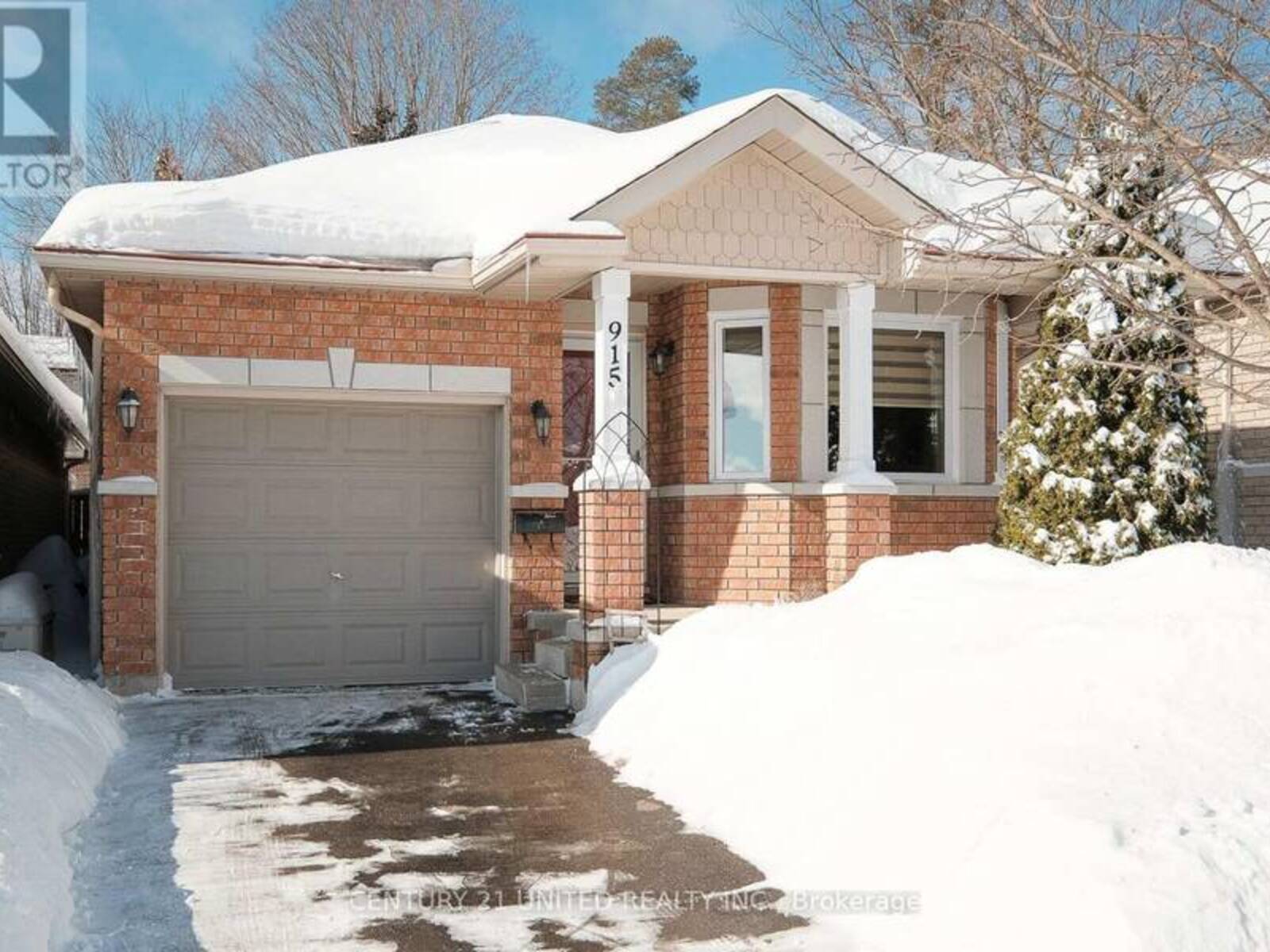 915 RALPHSON CRESCENT, Peterborough, Ontario K9J 8R5