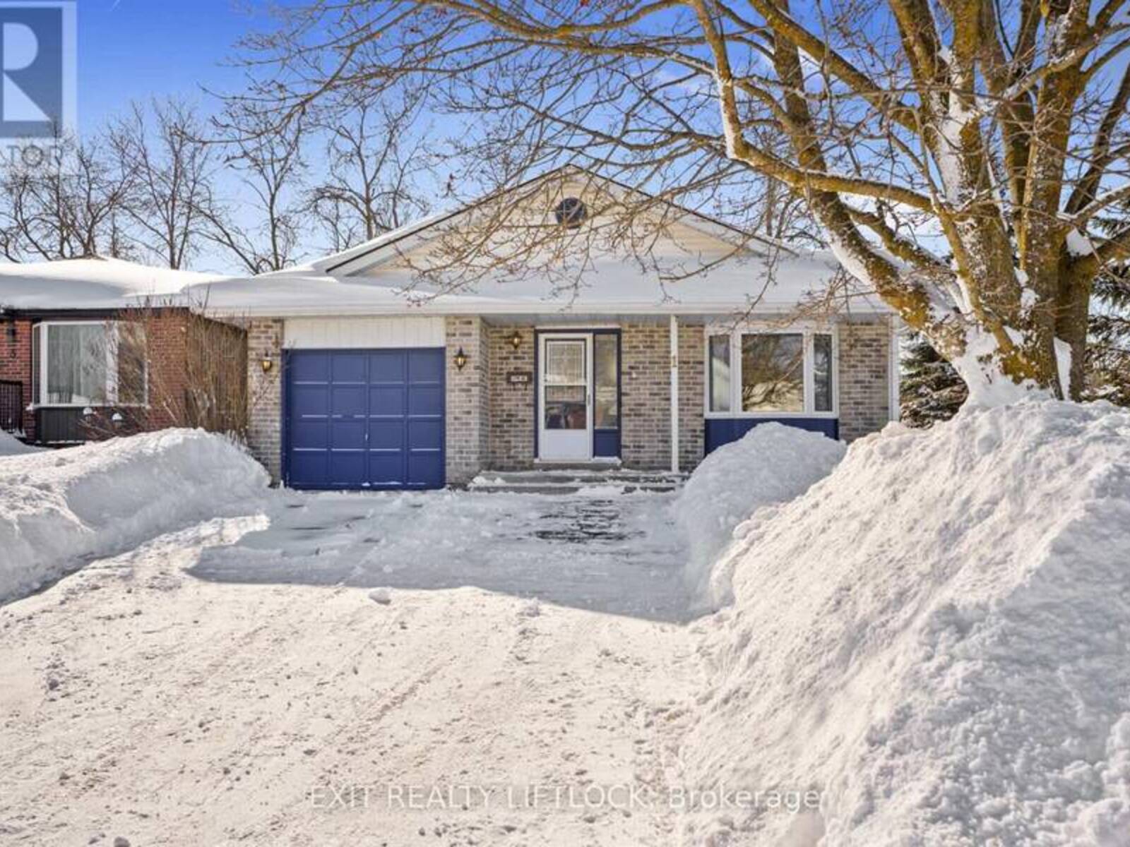 1 BRENDA COURT, Lindsay, Ontario K9V 5W2