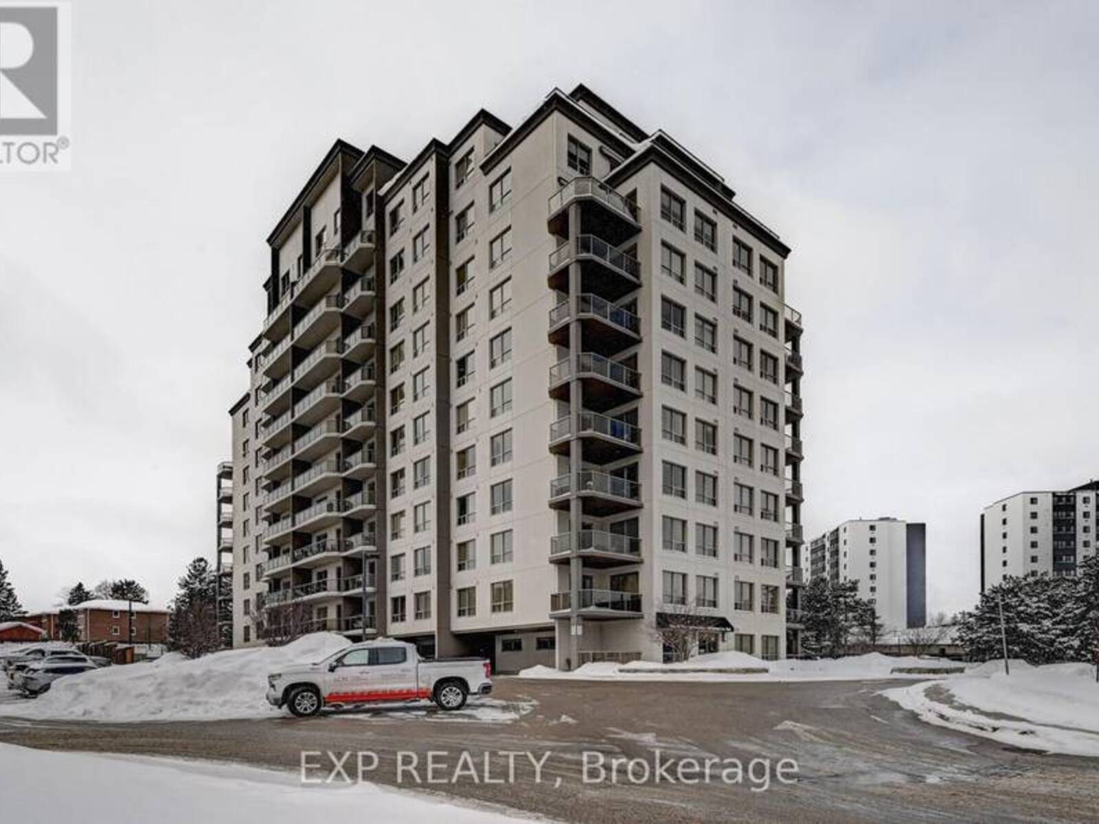 1104 - 539 BELMONT AVENUE W, Kitchener, Ontario N2M 0A2