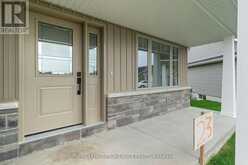 72 STIRLING CRESCENT | Prince Edward Ontario | Slide Image Nine