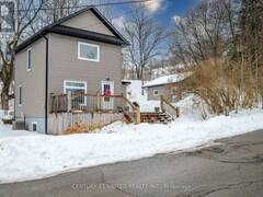 22 RAGLAN STREET N Campbellford Ontario, K0L 1L0