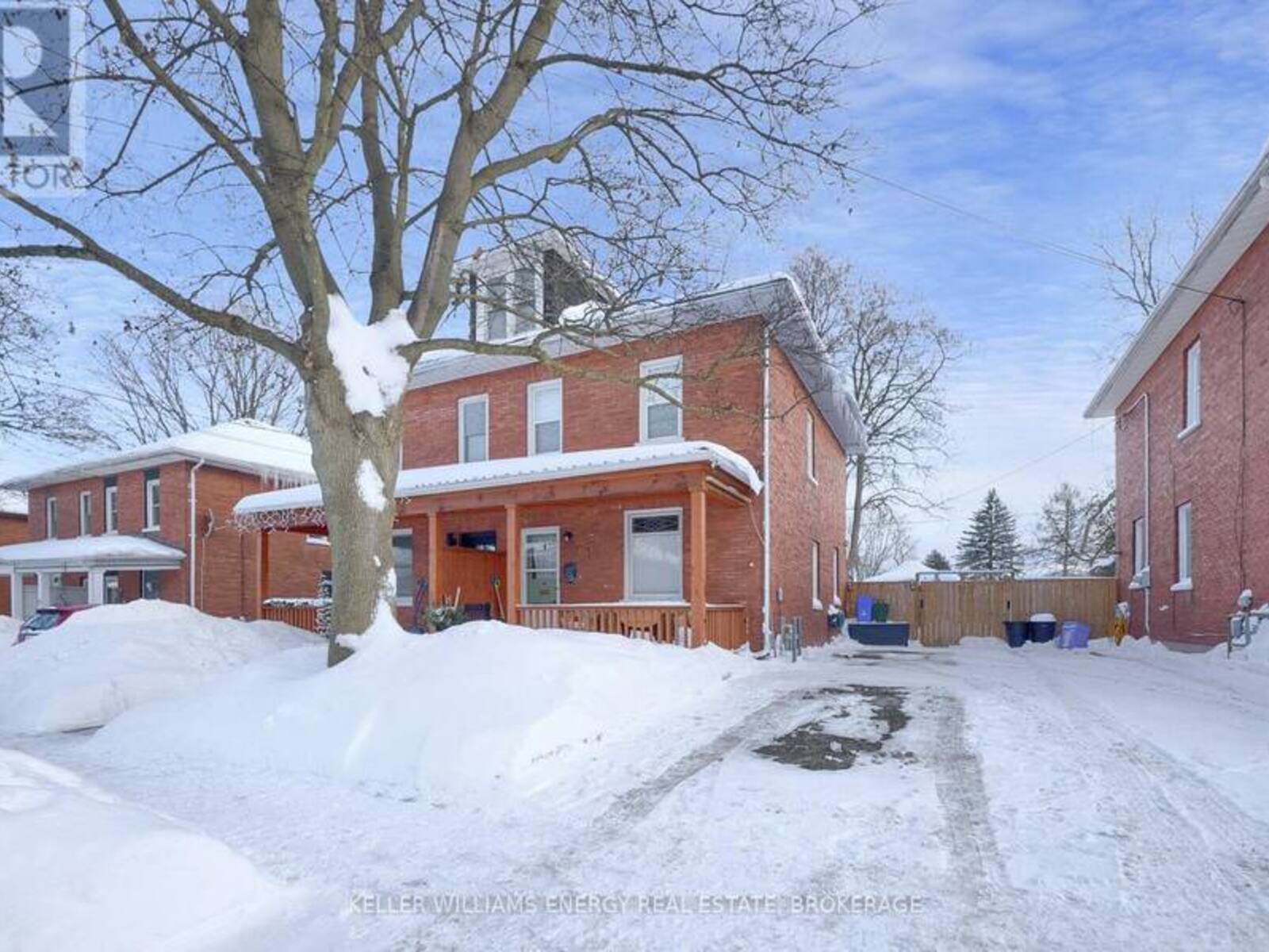 19 CARLISLE AVENUE, Clarington, Ontario L1C 1W4