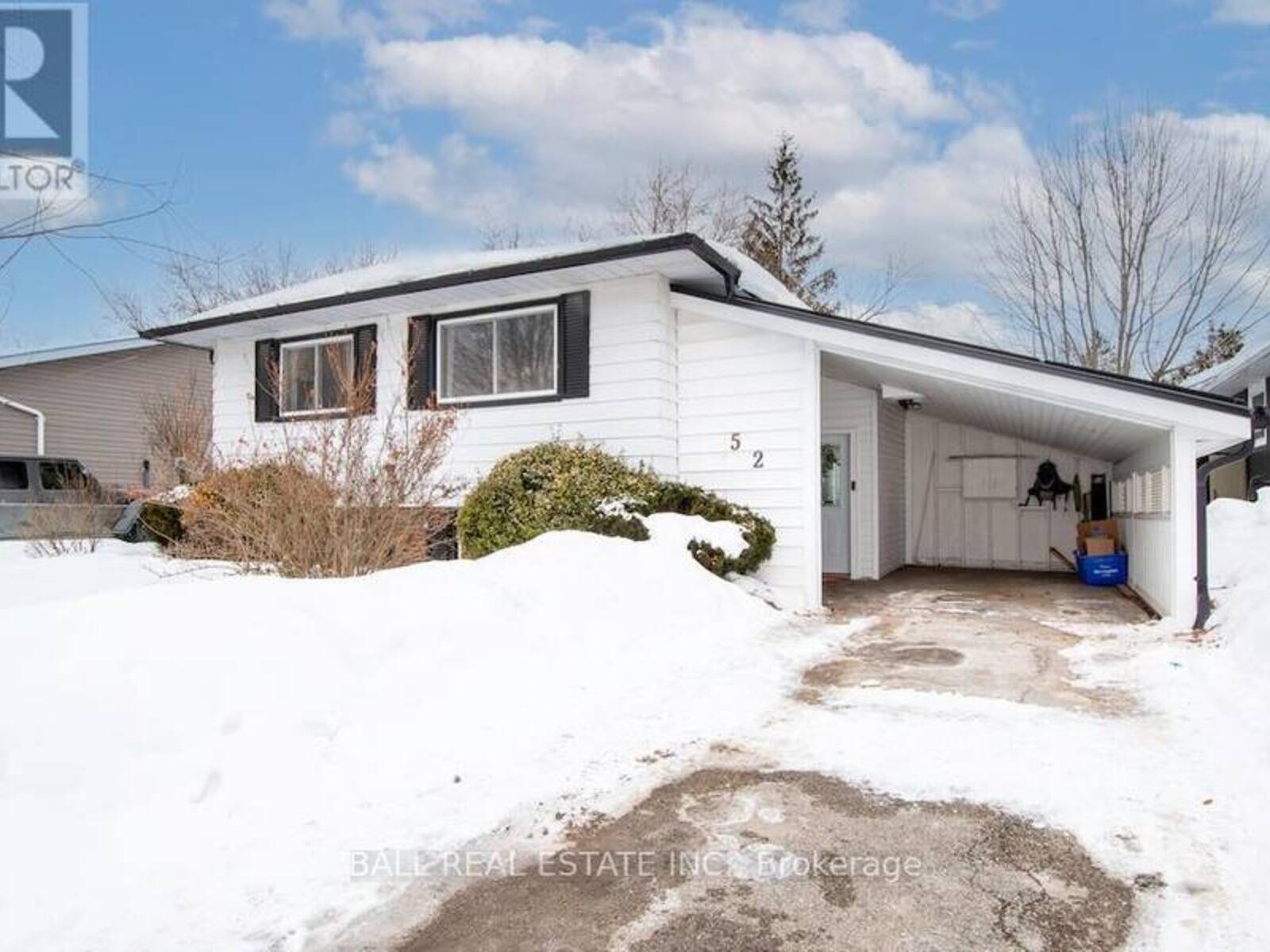 52 COYLE CRESCENT, Lakefield, Ontario K0L 2H0