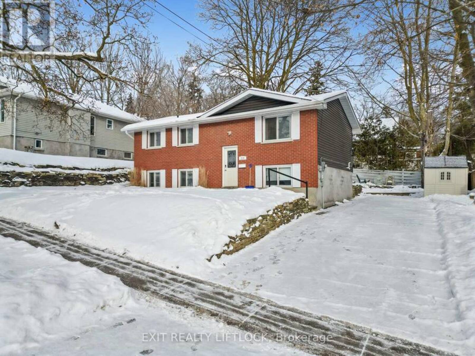 210 ANTRIM STREET, Peterborough, Ontario K9H 3G4