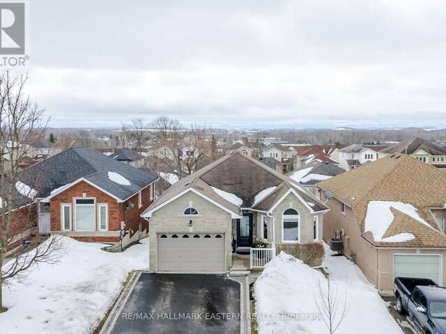 657 TRAILVIEW DRIVE Peterborough Ontario, K9J 8P1 - 4 Bedrooms Home For Sale