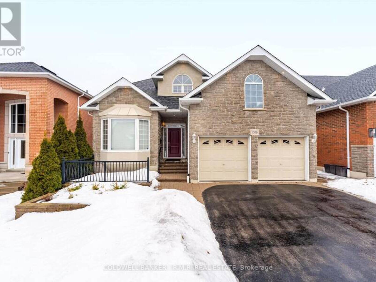 1078 INTERLAKE DRIVE, Oshawa, Ontario L1K 2M6