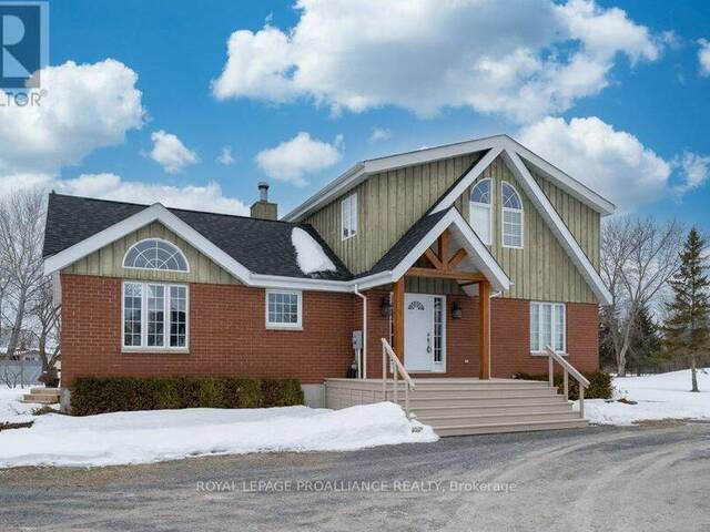 144 COUNTY ROAD 3 Prince Edward Ontario, K8N 4Z7 - 5 Bedrooms Home For Sale