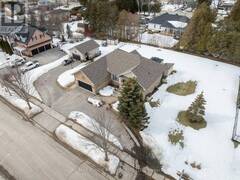 11 MIKELEN DRIVE Scugog Ontario, L9L 1V1