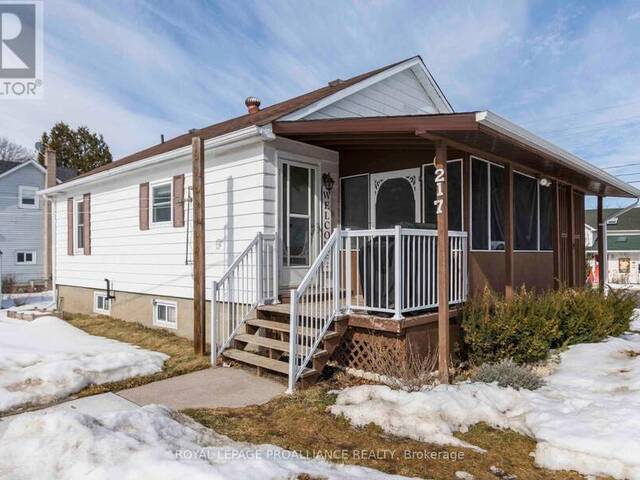 217 FRONT STREET N Campbellford Ontario, K0L 1L0 - 2 Bedrooms Home For Sale