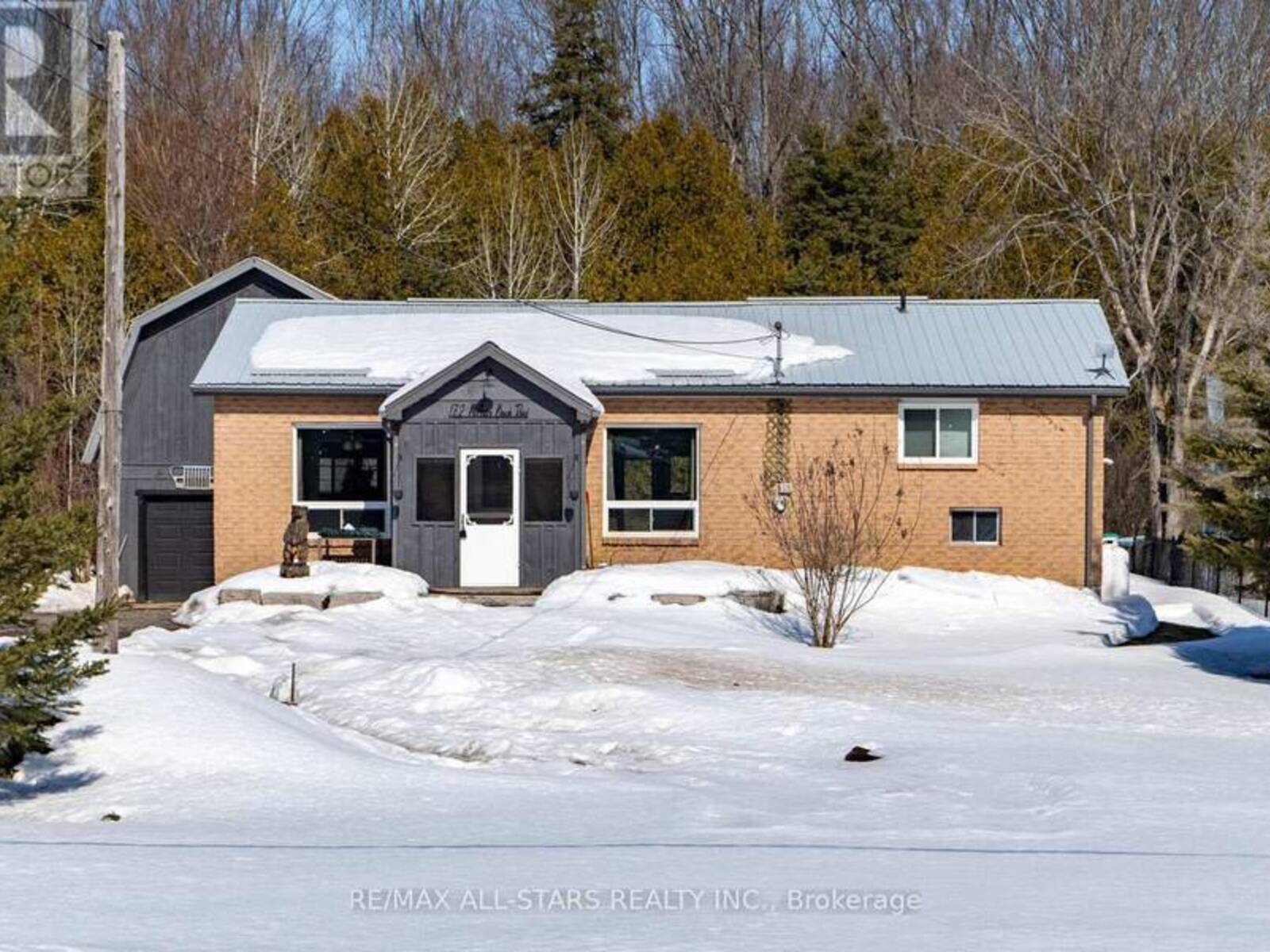 172 MCGUIRE BEACH ROAD, Kawartha Lakes, Ontario K0M 2B0